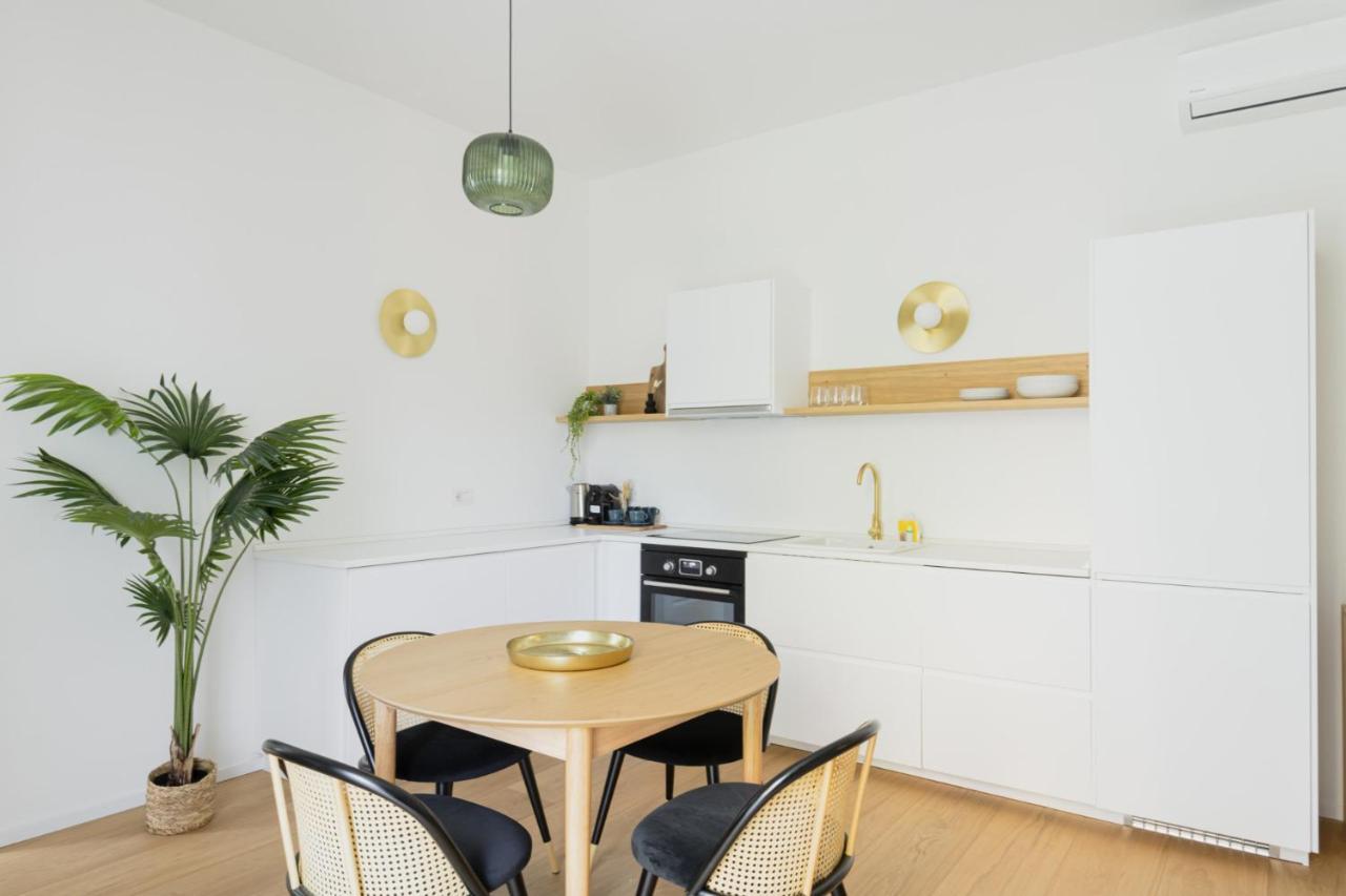 Easylife - Romantico Appartamento Sui Navigli มิลาน ภายนอก รูปภาพ